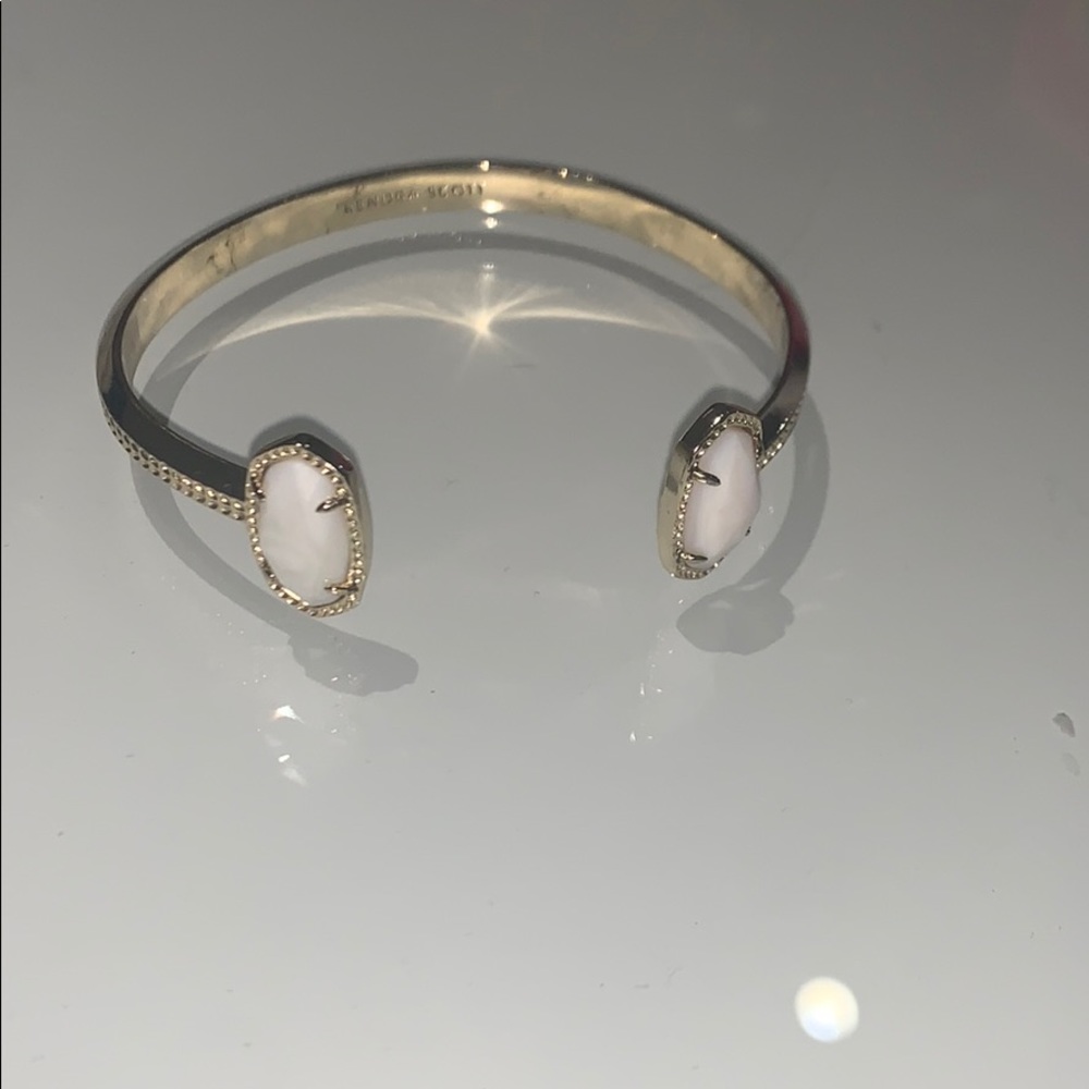 Kendra Scott Bracelet, ALMOST NEW, White/Gold